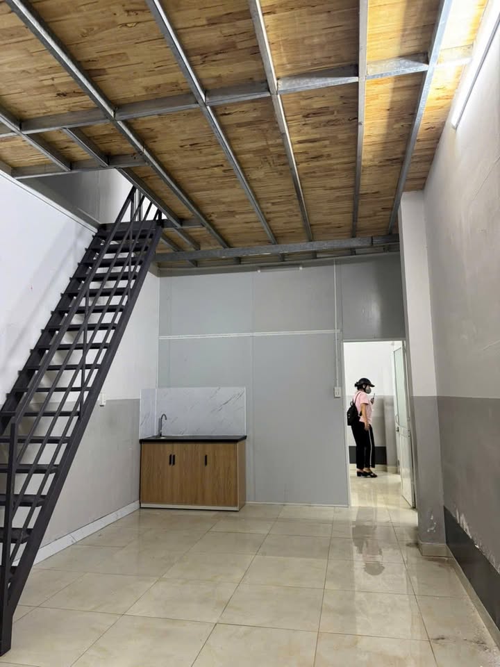 Nhà cho thuê tại Bình Trưng Đông, Quận 2 - Diện tích 75m², Giá chỉ 7 triệu/tháng!