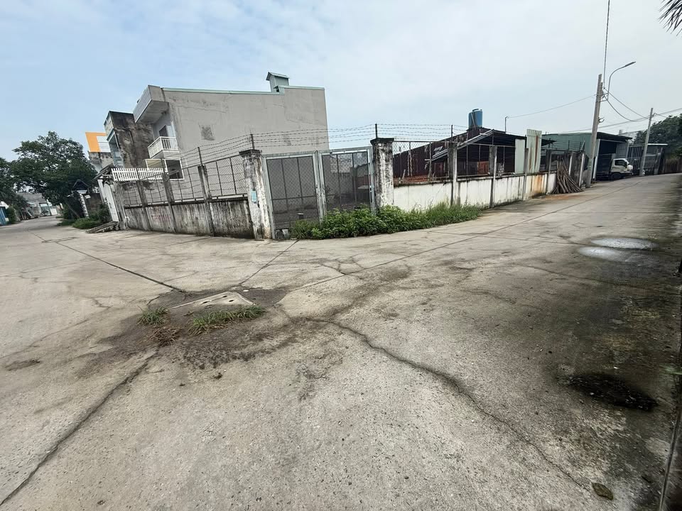 Đất nền Tân Hiệp Hóc Môn 115m² giá 3.25 tỷ - Vị trí thuận lợi gần chợ