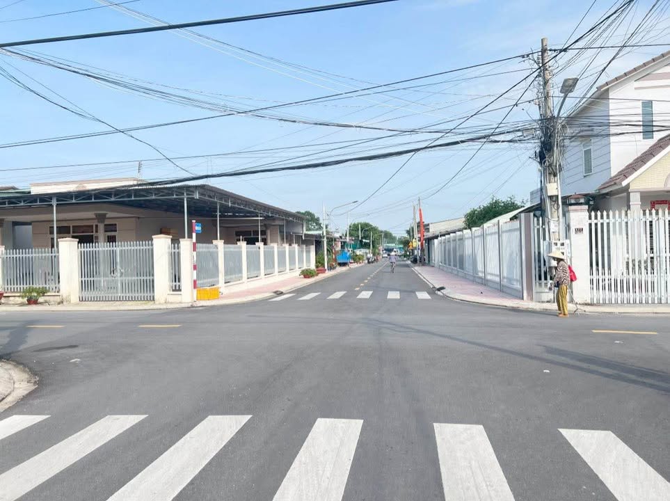 Đất hẻm 79 CMT8, P. Hiệp Ninh, Tây Ninh - 350m² chỉ 3.2 tỷ - Vị trí đẹp, pháp lý minh bạch!