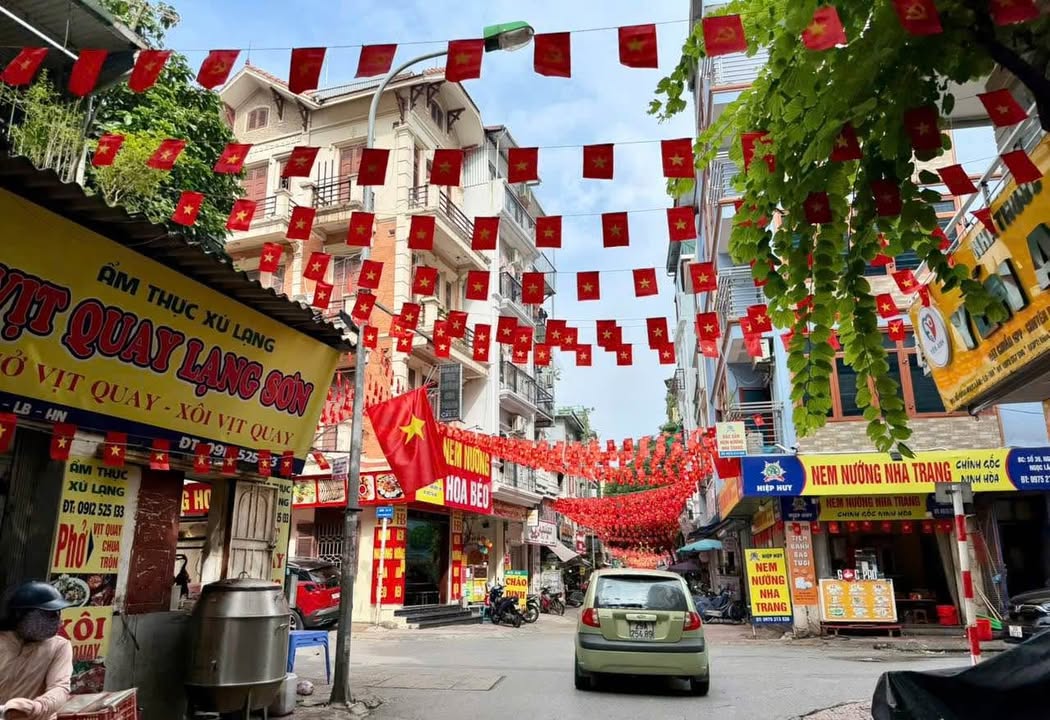 Đất vàng Việt Hưng 60m² giá 10 tỷ - Kinh doanh đắc địa!