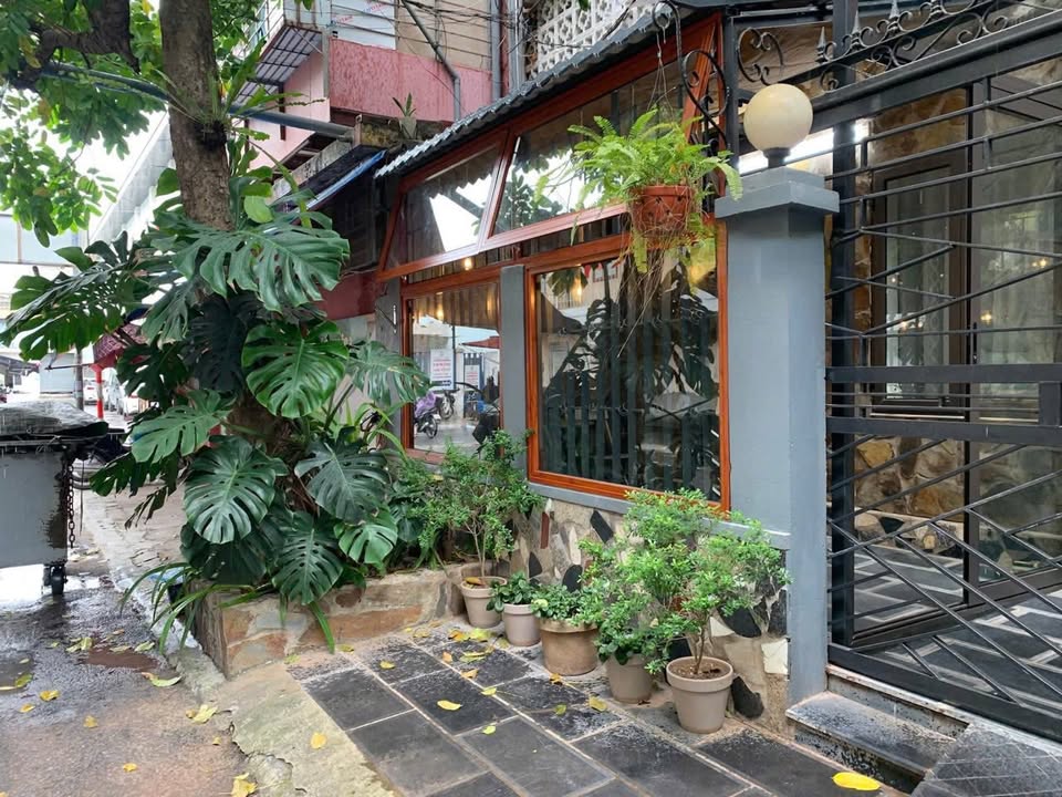Cho thuê FrontHouse 30m² ngõ 28d Lương Đình Của Đống Đa - Phù hợp quán cafe, nail, tóc