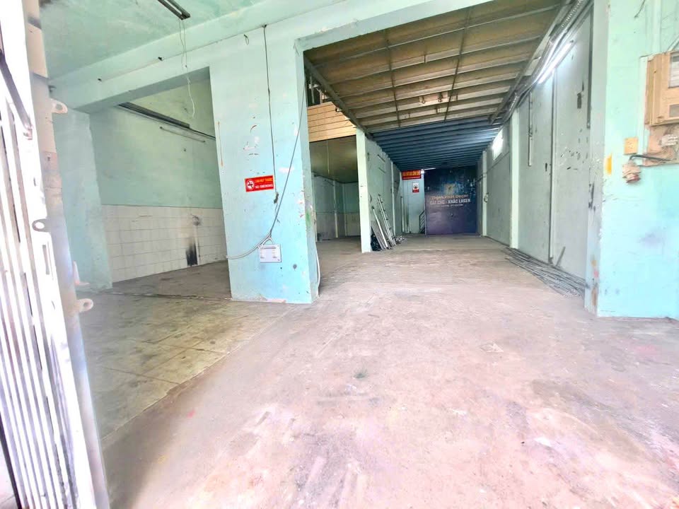Kho cho thuê tại Bình Trị Đông, Bình Tân 265m² giá 18 triệu - Không thể bỏ lỡ!