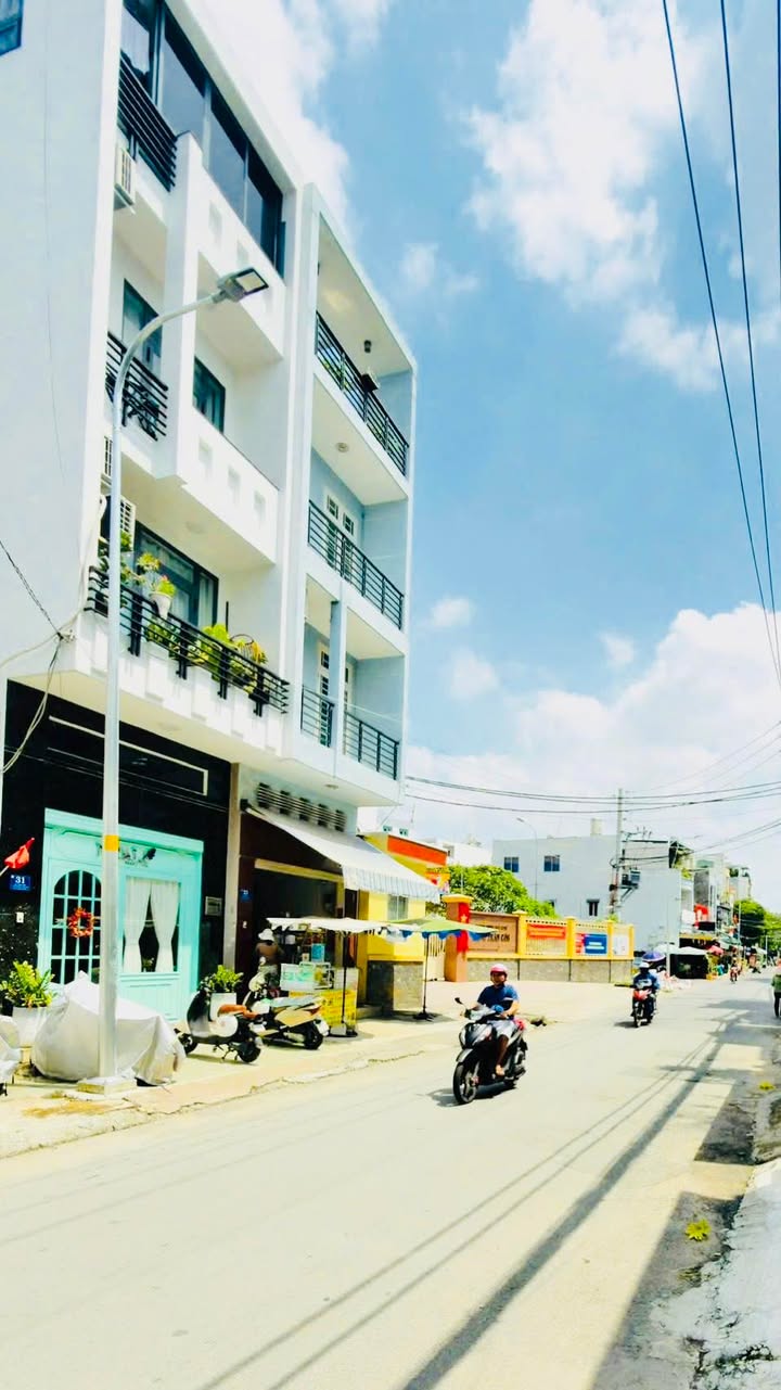 Mặt tiền FrontHouse đường Hà Thị Đát, Tân Sơn Nhì 115m² giá 18.5 tỷ - Kinh doanh sầm uất!