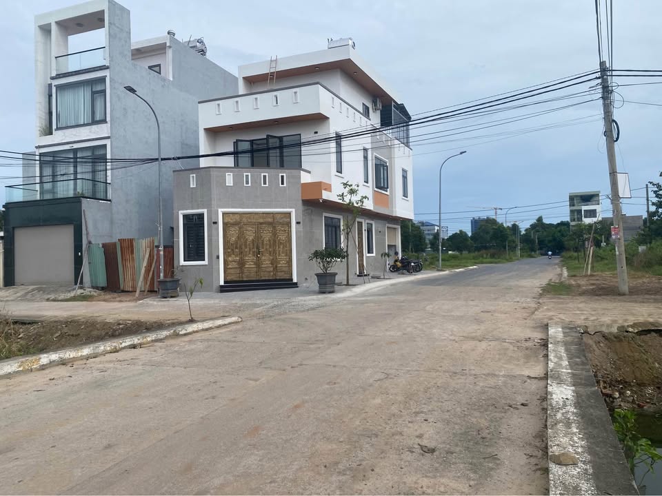 Đất nền Vũng Tàu 85m² giá 3.4 tỷ - Gần biển, xây nhà ngay!