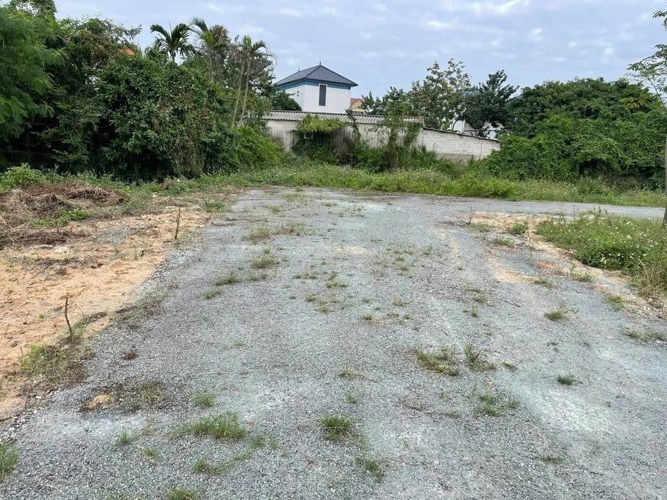 Đất nền Nghi Hải Cửa Lò 142m² giá 1.85 tỷ - Vị trí đắc địa gần biển!