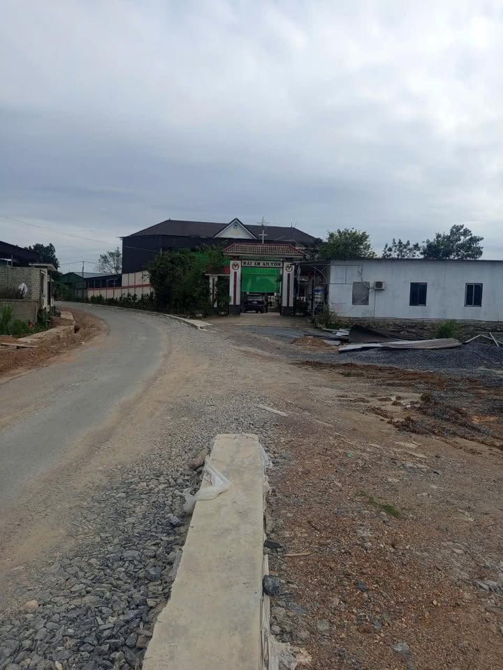 Đất nền Văn Kiều, Nghi Lộc 140m² giá 1.6 tỷ - Phù hợp kinh doanh buôn bán