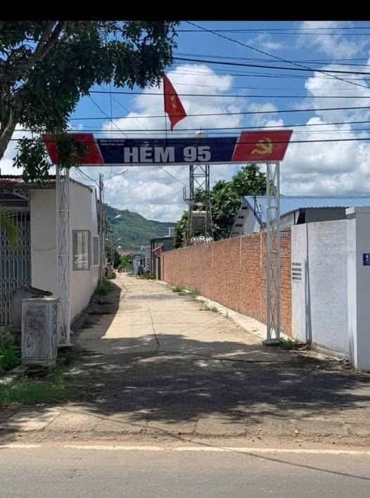 Bán lô đất xã Phú Hội, Đức Trọng 100m² - Vị trí đẹp, tiện ích đầy đủ!