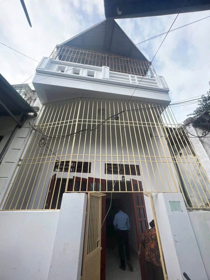 Nhà 2 tầng Trần Nguyên Hãn, Thanh Hóa 40m² giá chỉ 1.5 tỷ - Đầu tư sinh lời!