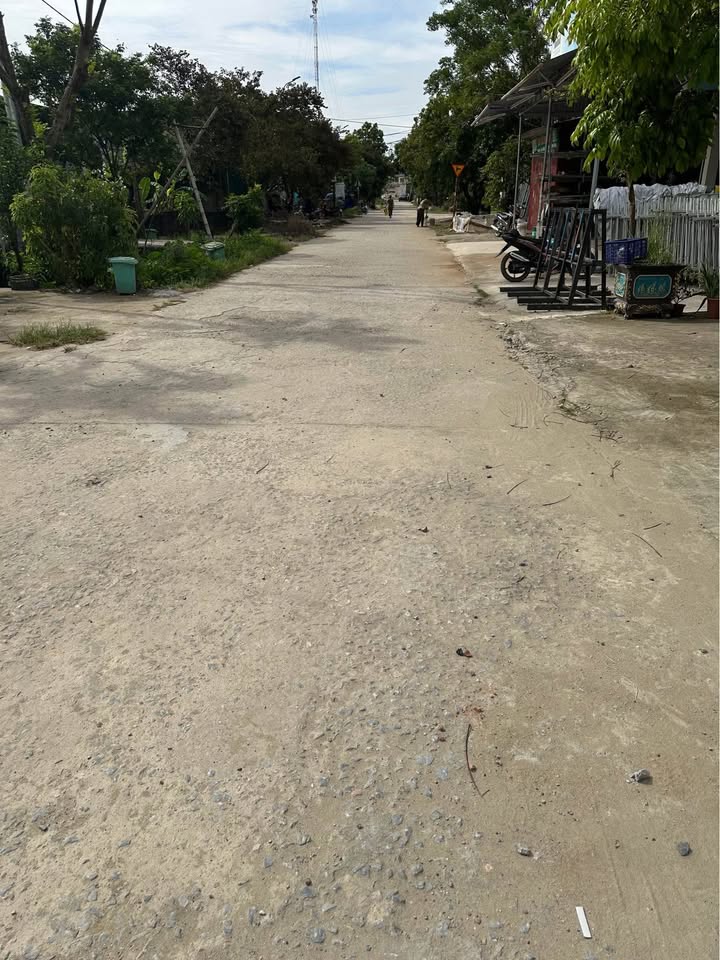 Đất thổ cư 100m² Phường Quảng Phú, Thanh Hóa - Giá chỉ 1.8 tỷ, thương lượng nhẹ!