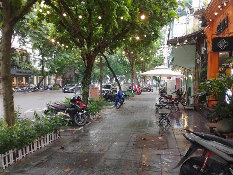 FrontHouse Bà Triệu Hoàn Kiếm 340m² giá 290 tỷ - Vị trí đẳng cấp, kinh doanh đỉnh cao!