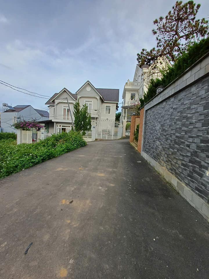 Lô đất xây dựng Đà Lạt 50m² giá 1.4 tỷ - Sổ hồng riêng, đường ô tô vào tận nơi!