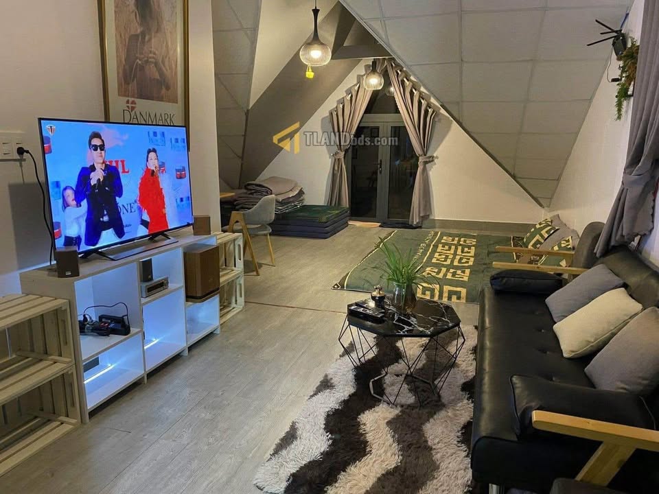 Khách sạn/CHDV hẻm xe hơi đường Yersin, Đà Lạt 79.5m² giá 7.9 tỷ - Đầu tư sinh lời ngay!