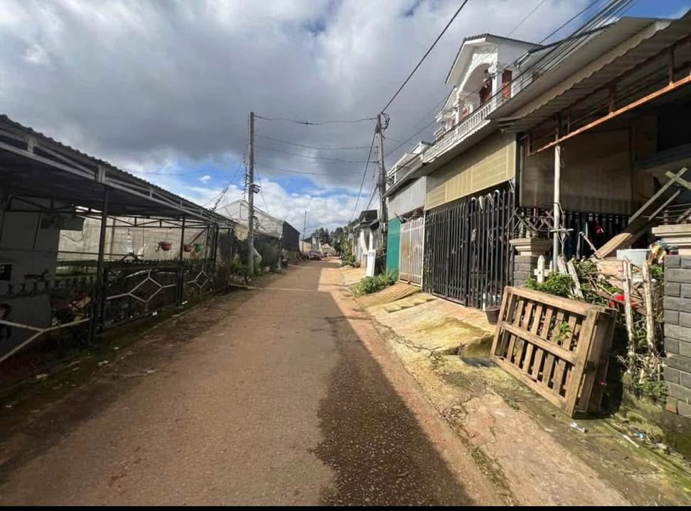 Nhà riêng phường 12 Đà Lạt 107m² giá 2.4 tỷ - Đầu tư lý tưởng!