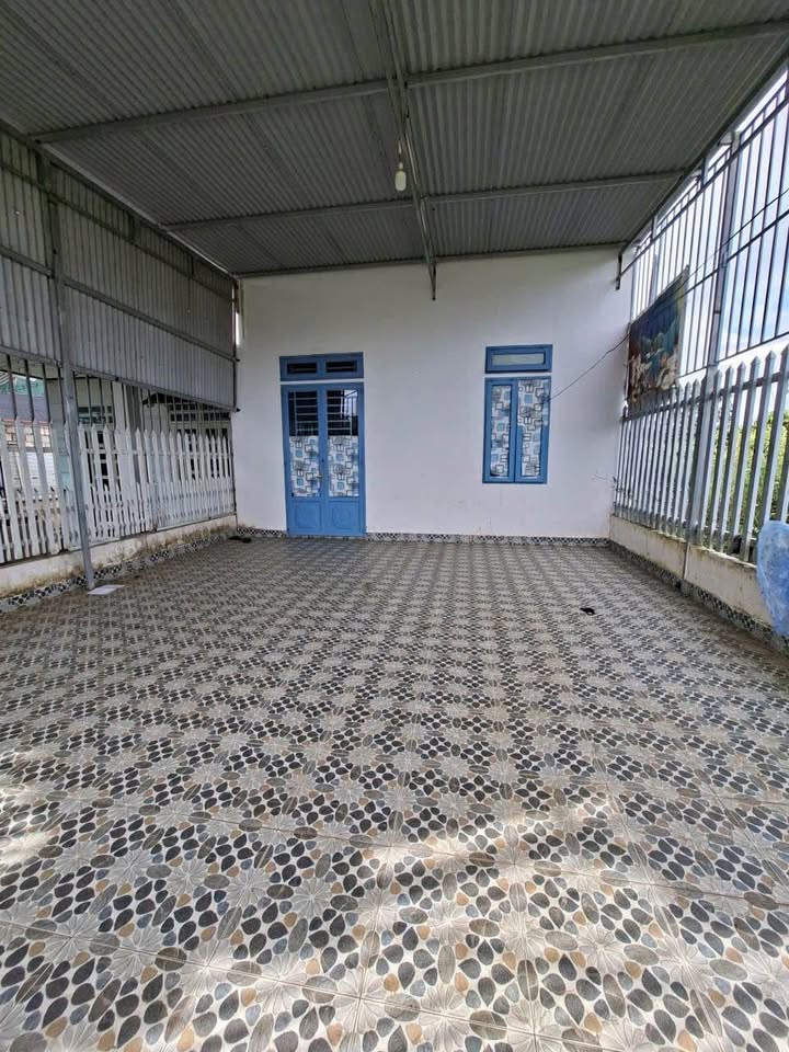 Nhà bán đường Tố Hữu, phường Lộc Sơn, Bảo Lộc 300m² - Giá chỉ 2.2 tỷ thương lượng!