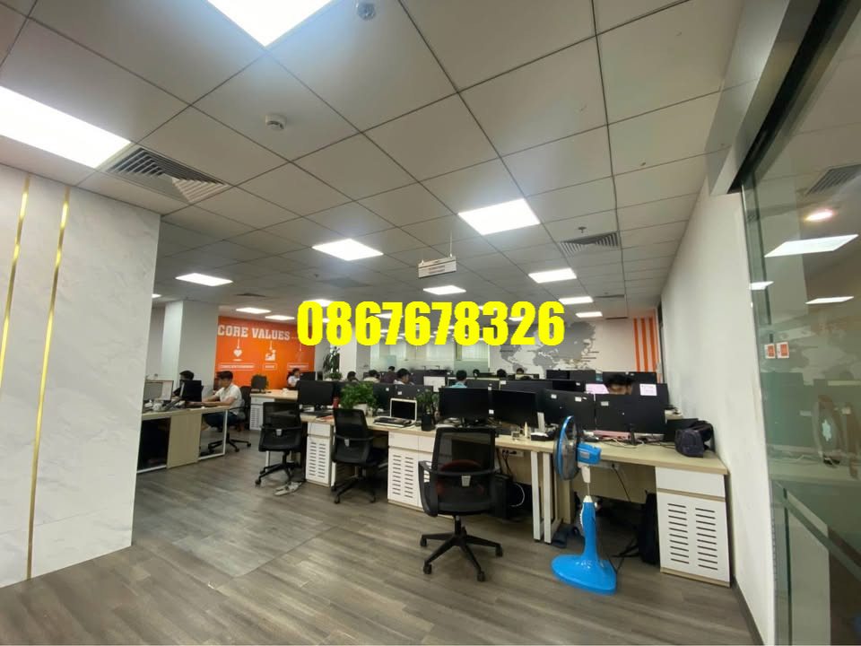 Cho thuê văn phòng Láng Hạ Đống Đa 180m² giá 40 triệu - Vị trí đắc địa, sẵn sàng làm việc!