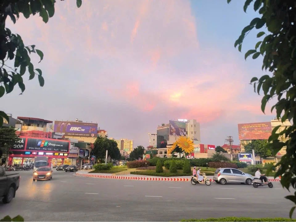 Đất thương mại dịch vụ mặt đường Trường Chinh 404m² giá 40 tỷ - Vị trí đắc địa cho đầu tư!