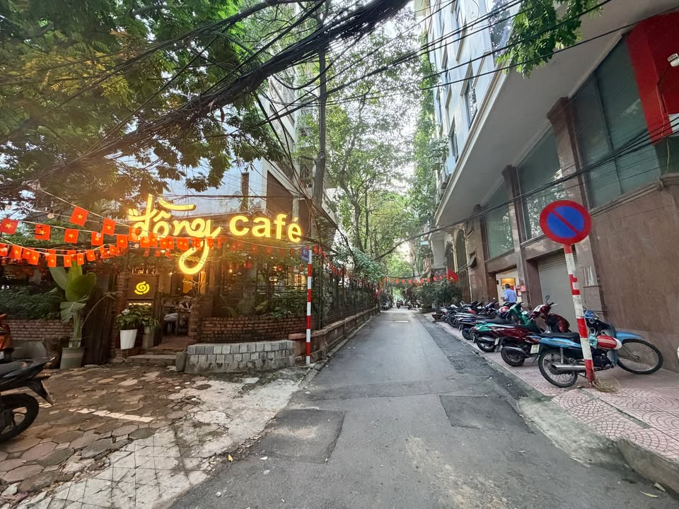 Cho thuê mặt bằng lô góc đường Võ Văn Dũng Đống Đa 60m² giá 30 triệu - Vị trí vàng cho kinh doanh!