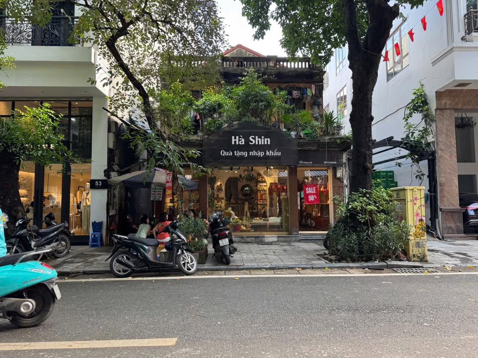 Cho thuê mặt bằng kinh doanh phố Nguyễn Đình Thi, quận Tây Hồ 65m² - Vị trí đắc địa cho mọi mô hình kinh doanh!