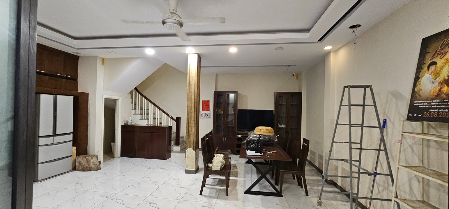 Nhà cho thuê tại ngõ 320 đường Xuân Phương, 60m² giá thỏa thuận - Phù hợp kinh doanh online!