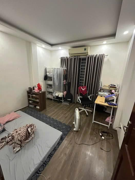 Nhà cho thuê tại Vạn Phúc, Hà Đông 35m² giá chỉ 9 triệu/tháng - Phù hợp cho gia đình và văn phòng!