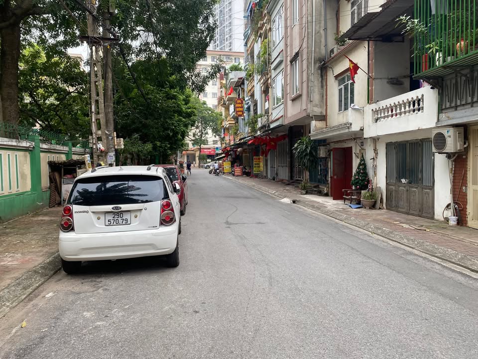 FrontHouse Pháp Vân 30m² giá 3.4 tỷ - Cơ hội kinh doanh đỉnh cao!