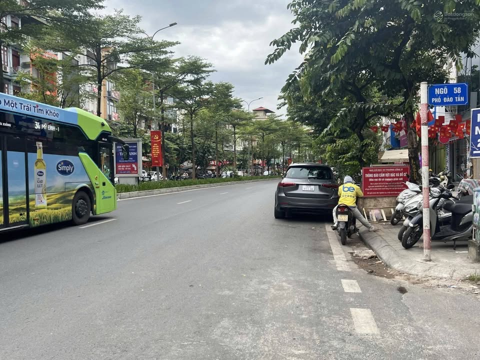 Cho thuê nhà riêng đường Đào Tấn, Ba Đình 65.8m² giá 35 triệu - Phù hợp làm văn phòng hoặc gia đình!