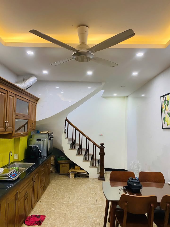 Nhà riêng cho thuê Bùi Xương Trạch, Thanh Xuân - Diện tích 35m², giá 14 triệu/tháng - Phù hợp gia đình và văn phòng!