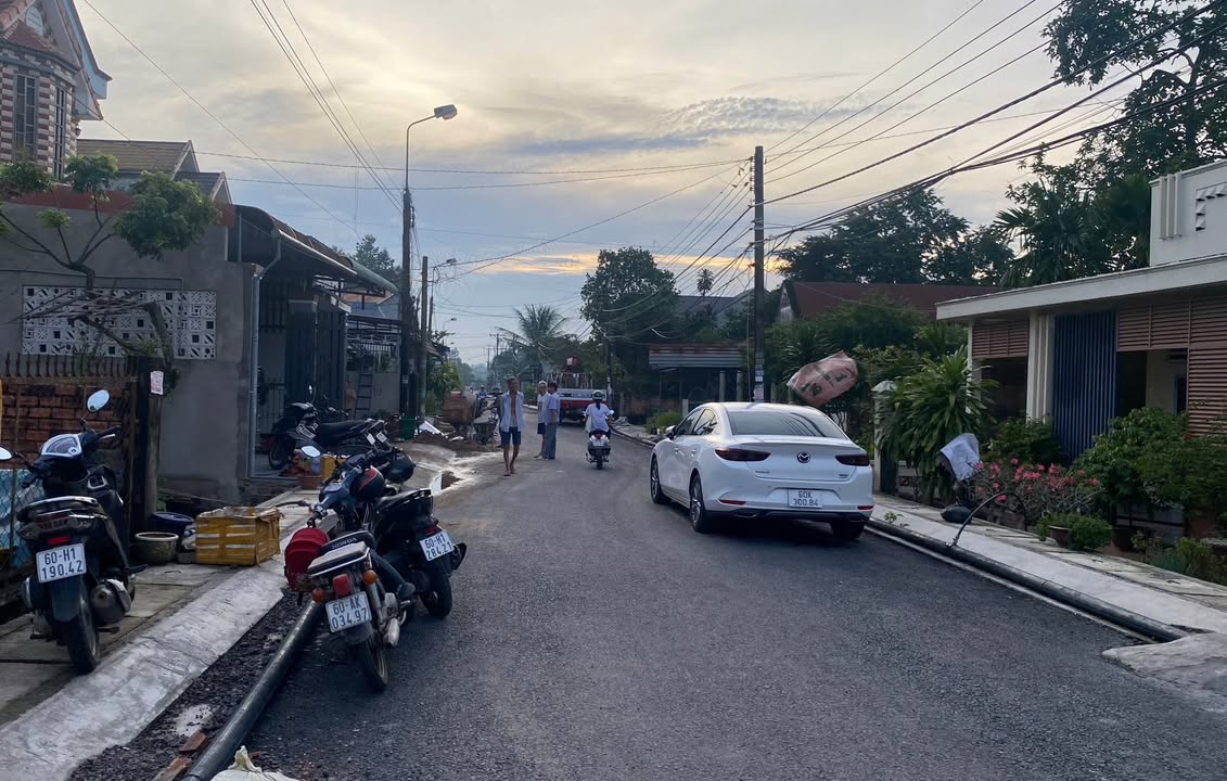 Nhà bán gấp khu phố 4, Thị trấn Trảng Bom 328m² - Giá chỉ 4.5 tỷ VND!