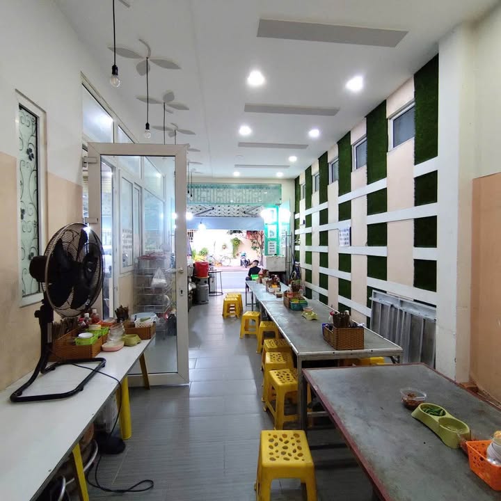 Bán nhà mặt tiền Tô Vĩnh Diện, Tây Nha Trang 200m² giá 26 tỷ - Nội thất đầy đủ, thương lượng tốt!