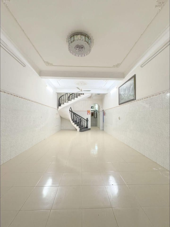 Nhà mặt tiền cho thuê tại KDC Chánh Nghĩa Thủ Dầu Một 3 lầu - Thích hợp mở VP, Nail salon, homestay