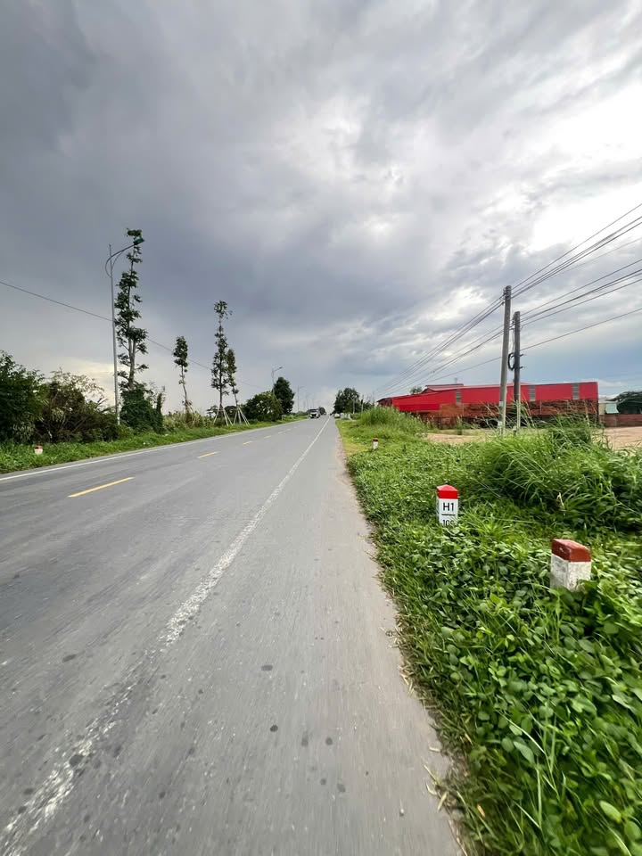 Đất mặt tiền Võ Văn Kiệt, Rạch Giá 730m² giá 4.1 tỷ - Đầu tư sinh lời ngay!