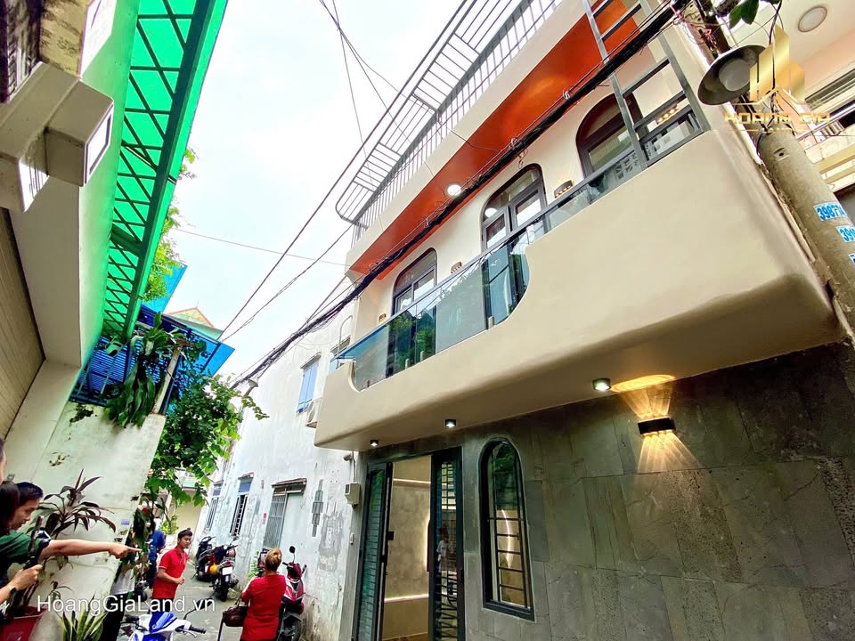 Nhà riêng mini Huỳnh Văn Nghệ, Tân Bình 24m² giá 3.95 tỷ - Full nội thất, sổ hồng chính chủ!