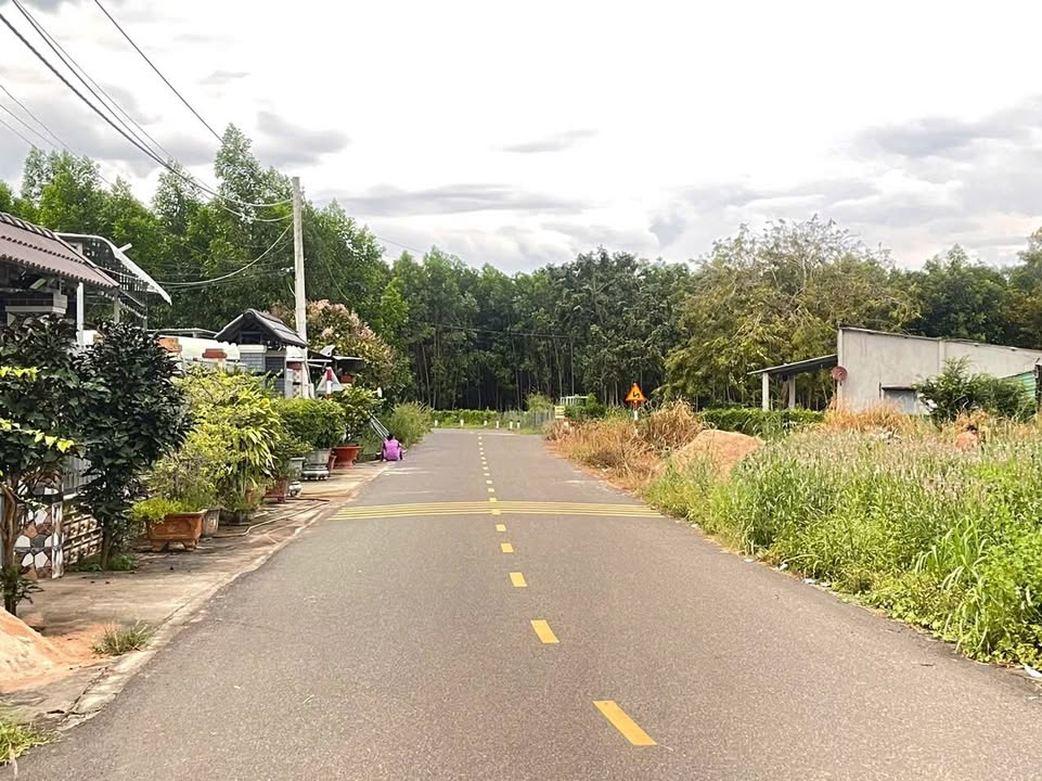 Đất nền xã Đất Đỏ 700m² giá chỉ 2 tỷ - Cơ hội đầu tư hấp dẫn!