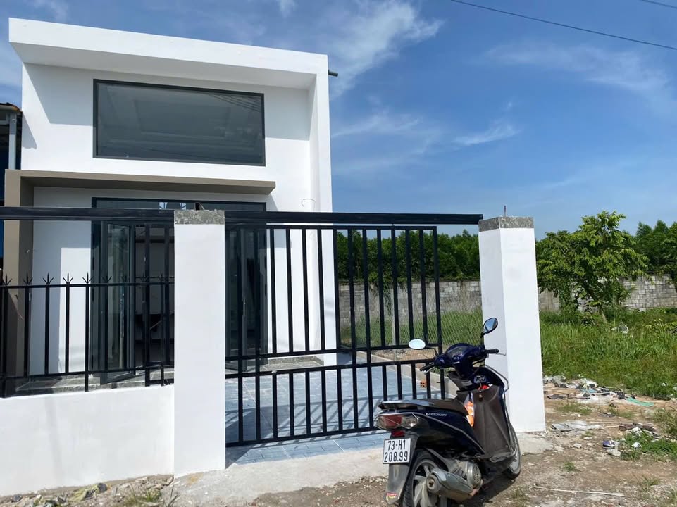 Nhà gác lửng 84m² giá chỉ 700 triệu - Tiện ích đầy đủ tại Trảng Cát, Tân Thành