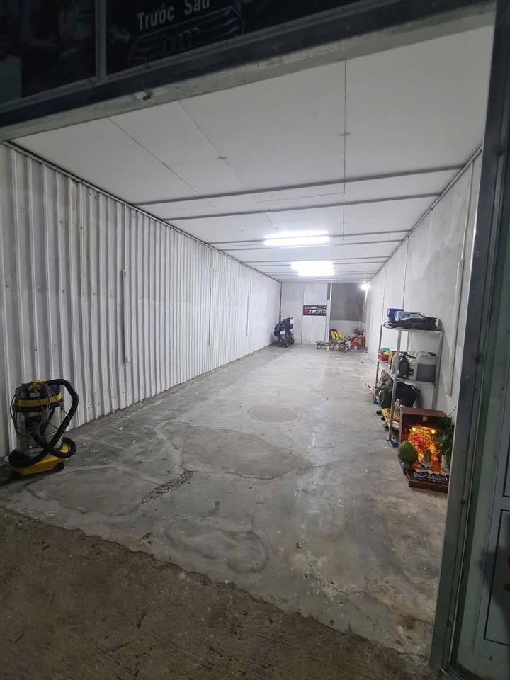 Nhà cho thuê mặt tiền Phan Đăng Lưu, Tuy Hòa 120m² giá 5 triệu - Đối diện trường Đại học Phú Yên