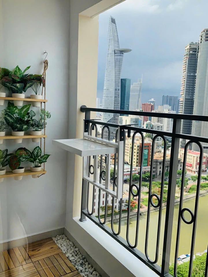 Căn hộ The Gold View quận 4 117m² giá 27 triệu - Đầy đủ nội thất sang trọng!