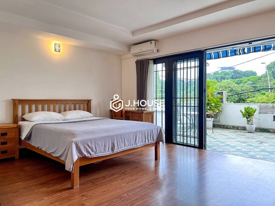 Căn hộ Studio cho thuê tại đường Nguyễn Ngọc Phương 60m² giá 14 triệu - Không gian sáng thoáng