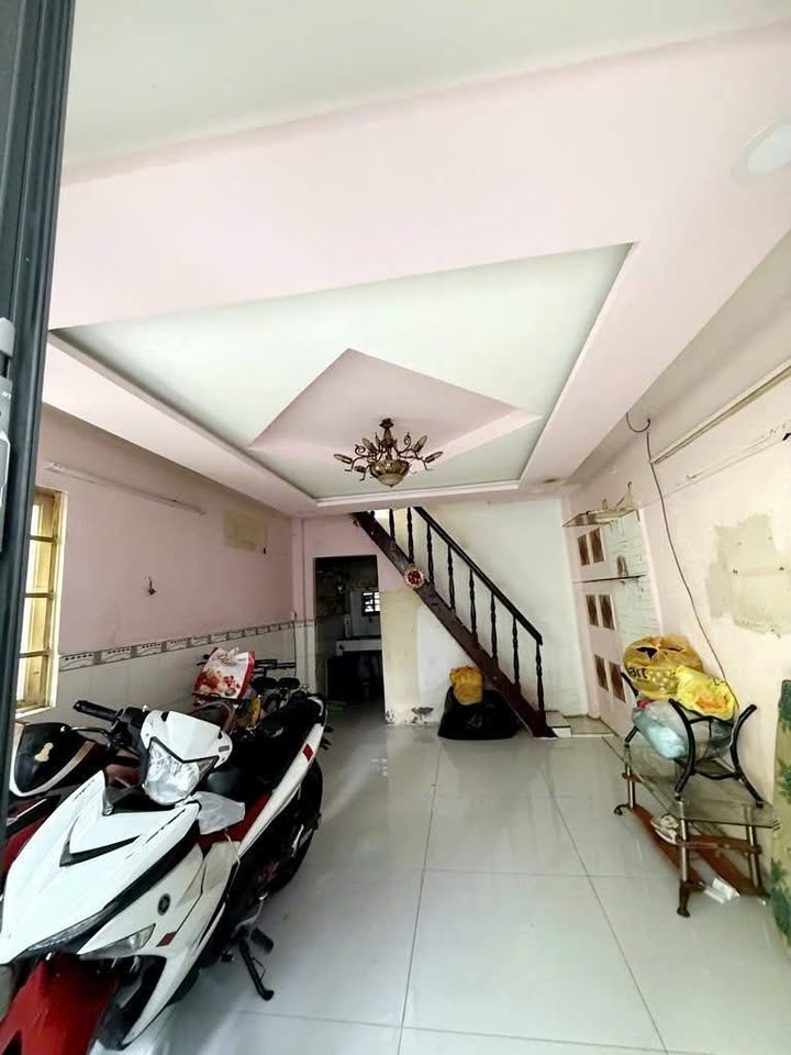 Bán Nhà Chính Chủ Quang Trung, Gò Vấp 24m² giá 2.7 tỷ - An ninh, tiện ích đầy đủ!