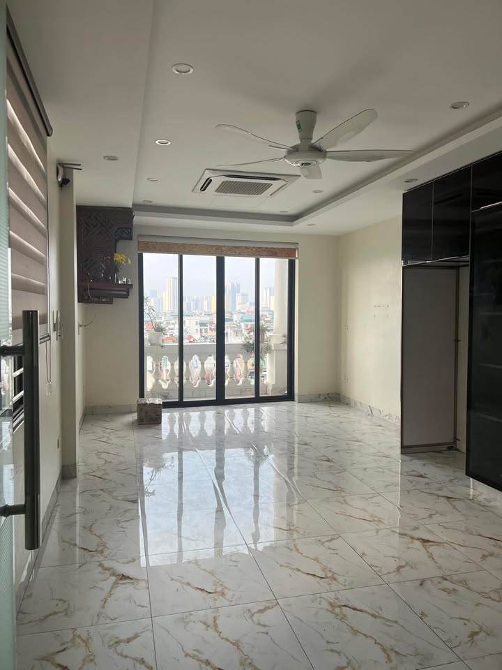 Nhà nguyên căn 40m² tại Phú Lương, Hà Đông - Giá 10 triệu, có thang máy