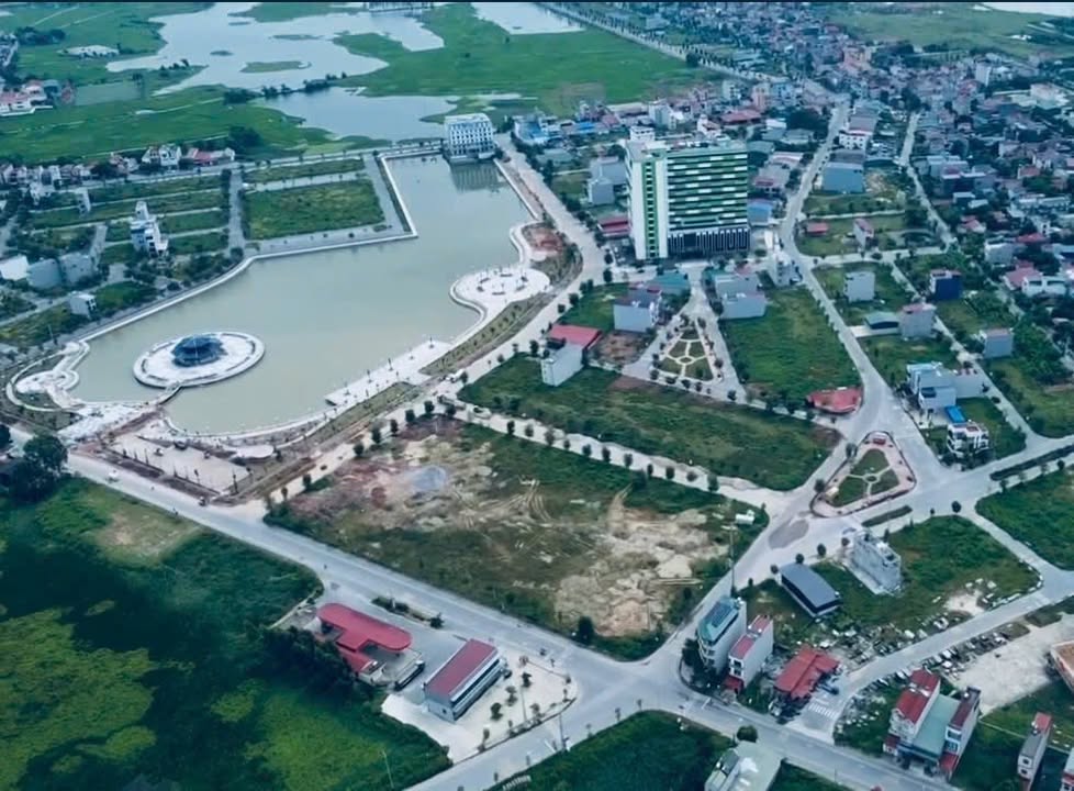 Đất nền Khu đô thị TNR Bích Động 150m² giá 10 tỷ - Mặt hồ view đẹp