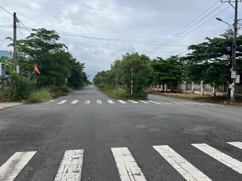 Đất nền Khu đô thị Hoàng Tâm Cà Mau 150m² giá 880 triệu - Cơ hội đầu tư sinh lời!