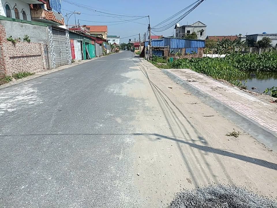 Đất bán Trà Giang Kiến Xương 83m² - Mặt tiền 4.61m, Kinh doanh sầm uất!