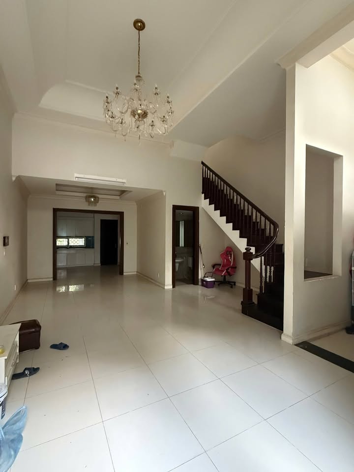 Cho thuê văn phòng khu đô thị Splendora Bắc An Khánh 126m² chỉ 16 triệu/tháng - Thiết kế hiện đại, vào làm việc ngay!
