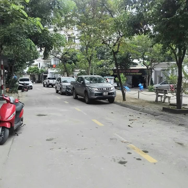 Đất phân lô vỉa hè Tứ Hiệp 30m² giá 7 tỷ - Đầu tư sinh lời ngay!