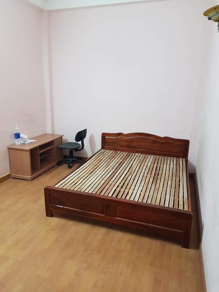 Phòng cho thuê tại ngõ 175 Lạc Long Quân, 2.1 triệu - Đầy đủ tiện nghi, gần trường đại học!