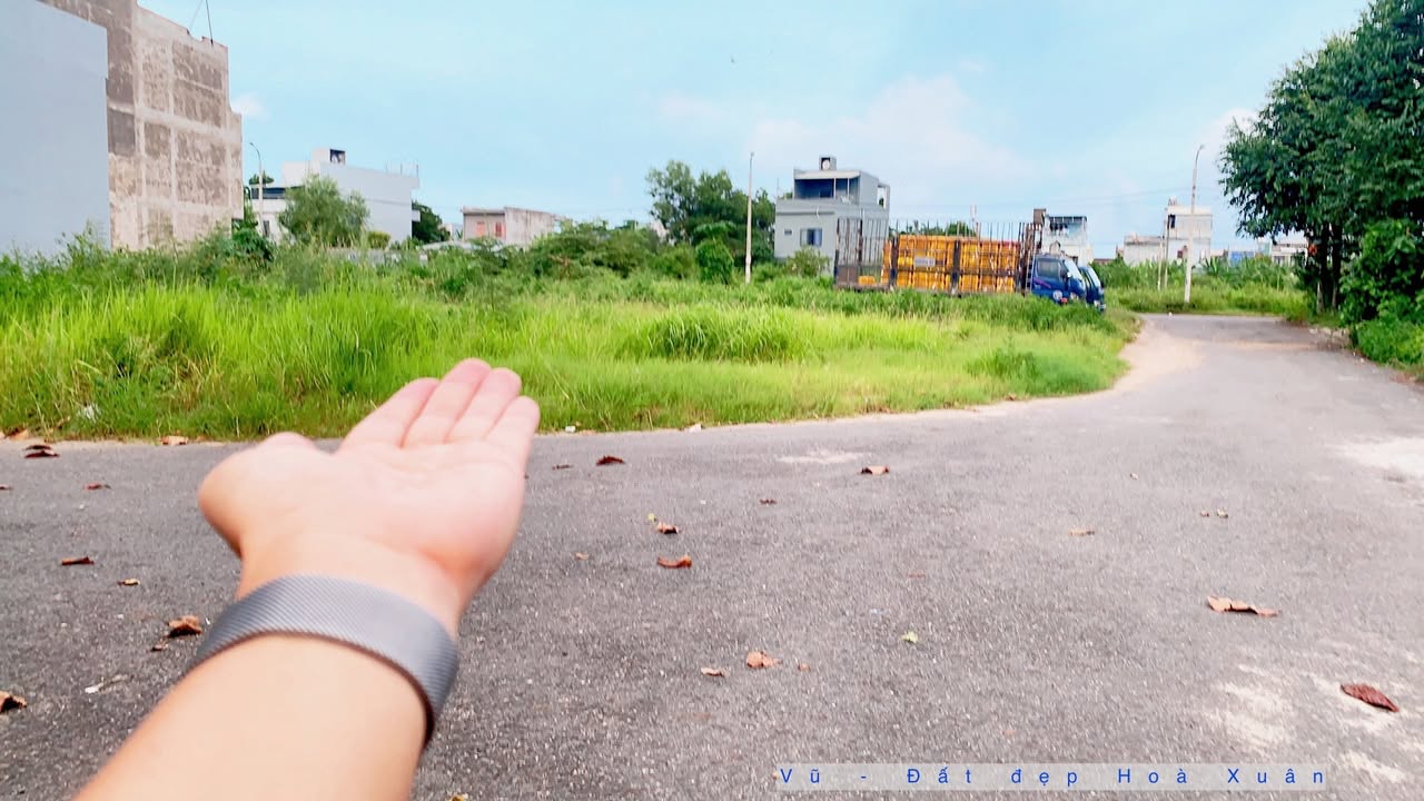 Bán lô đất góc 2 mặt tiền Hòa Xuân Đà Nẵng 164m² giá 5.2 tỷ - Vị trí đắc địa, giao thông thuận lợi!