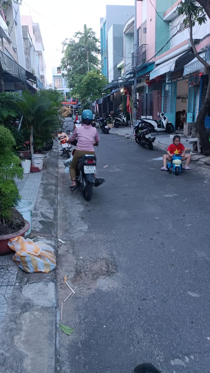 Bán đất mặt tiền Sơn Thủy 90m² giá 5.9 tỷ - Cơ hội đầu tư sinh lời!