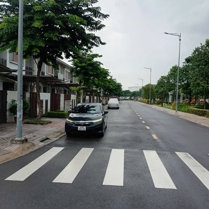 Nhà ở Suncasa Central Tân Uyên 167m² giá 4 tỷ - Tiện ích xung quanh đầy đủ!