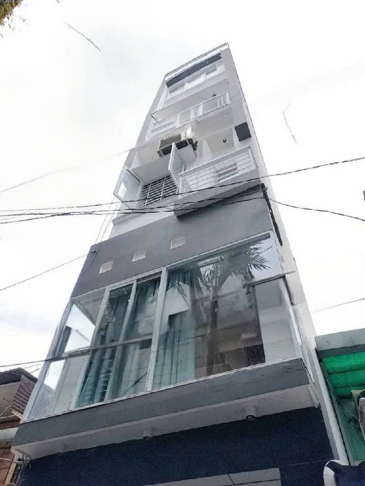 Căn hộ dịch vụ 5 tầng tại Quận 1 - 39m² giá 9.6 tỷ - Đầu tư sinh lời ngay!