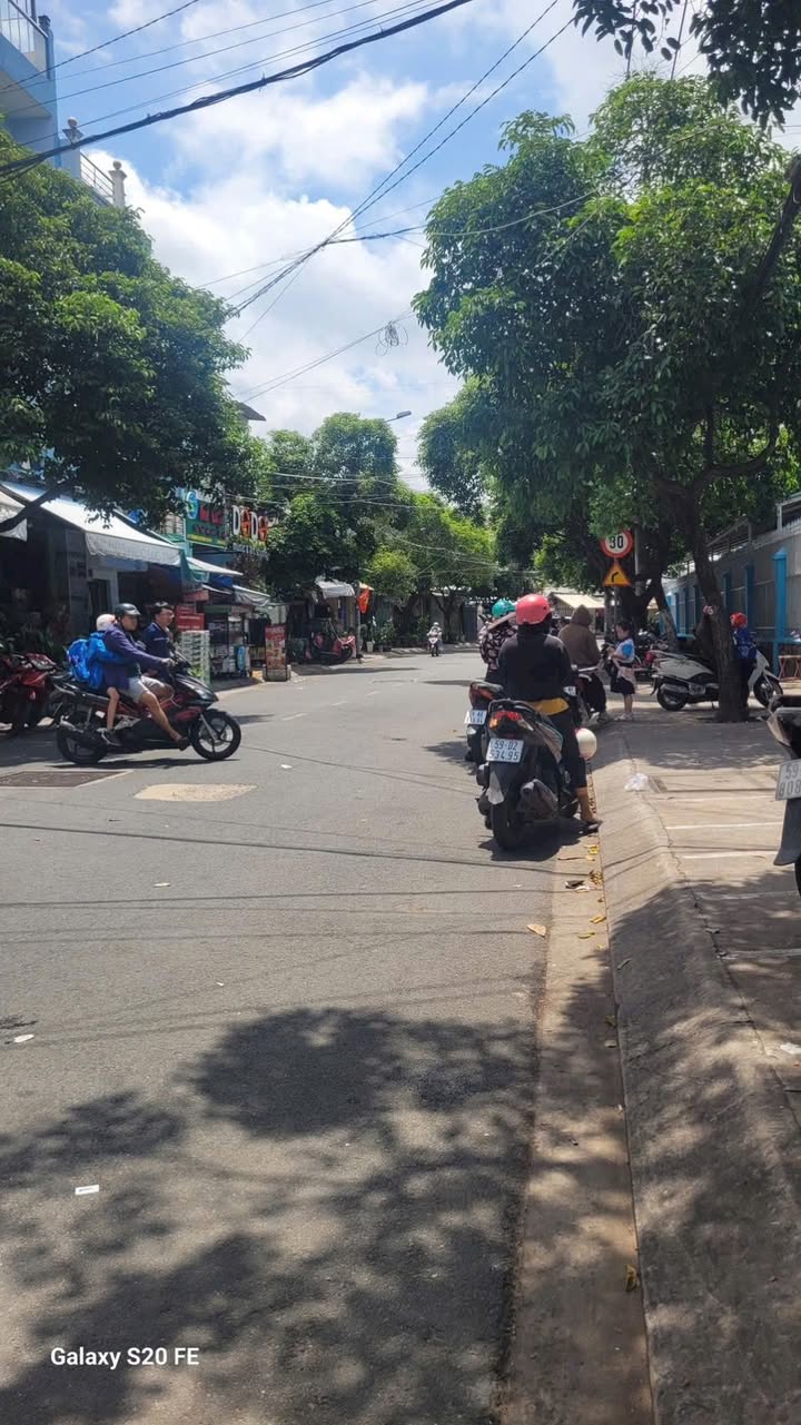 Nhà mặt tiền Trần Quang Cơ, Tân Phú 54m² giá 5.3 tỷ - Đầu tư sinh lời ngay!